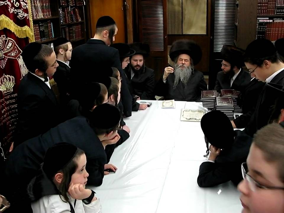 Freimaner Ruv learning with Children