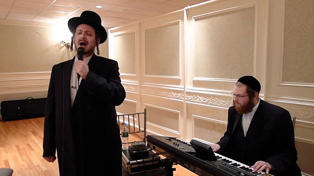 Musician Boruch Y Gross, Singer Yoel Freund singing Bimheiro Yovo Eileinu