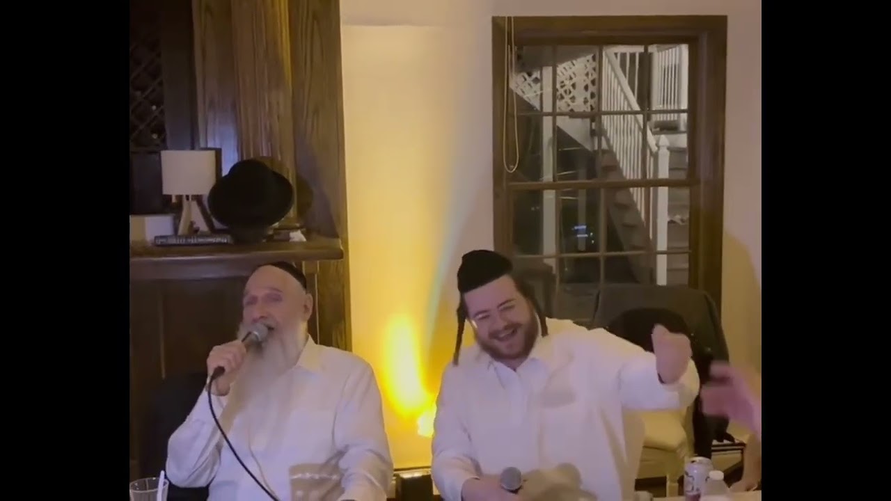 מלך המוזיקה החסידי M.B.D עם בנו יידל - הערשי ויינברגר עם הקלידן יענקי ליווי