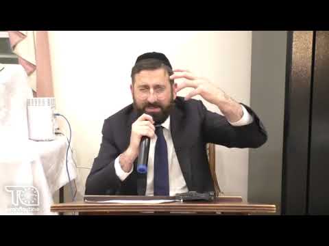Tisha B'Av: Why We Don't Wear Tefillin on Tisha B'Av - An Original Approach