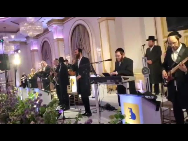 בערי וועבער עם מקהלת ידידים ותזמורת של אברומי ברקו