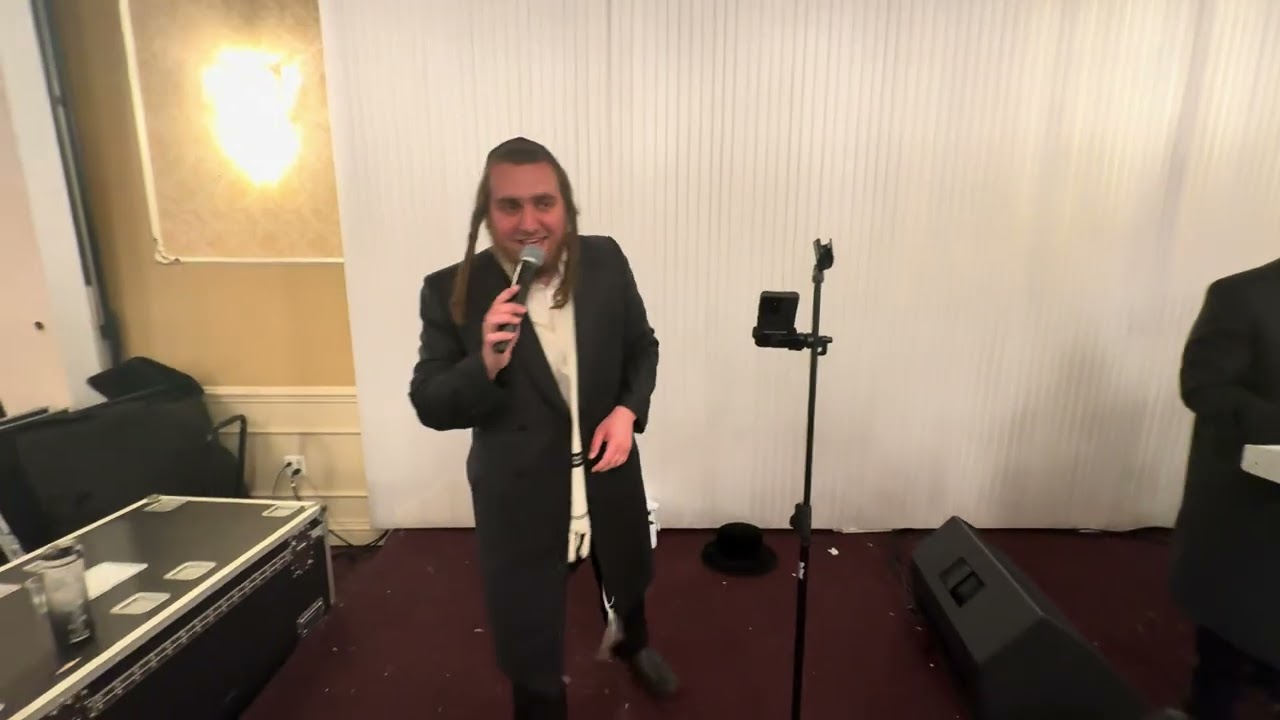 Sruly Singer on keys & David Flishman & Second Dance