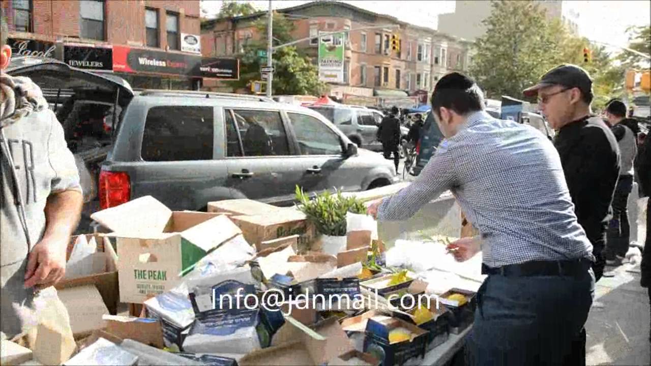 Erev Sukkos 5777 In Boro Park