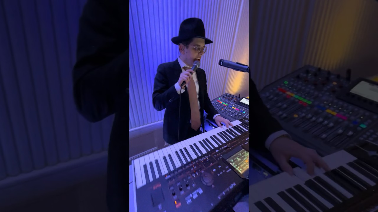 Just Some Multitasking 🎤🎹😀