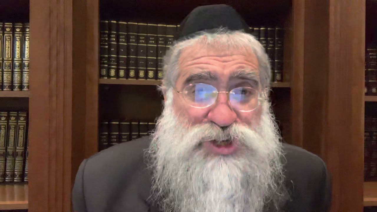 יו״ד שבט תשמ״ב באתי לגני Mamar Yud Shevat MemBais We Can Connect to the Essence of G-D - עצמות ומהות