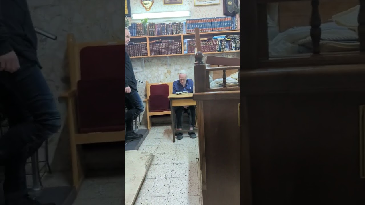 Tel Aviv Kerem HaTeimanim #6- Special Gabbai & slow reading- Rabbi Chaim Dalfin