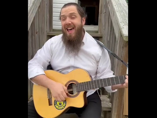 Humor: Joey Newcomb - Ka'eieieileh! Song #JoeyNewcomb