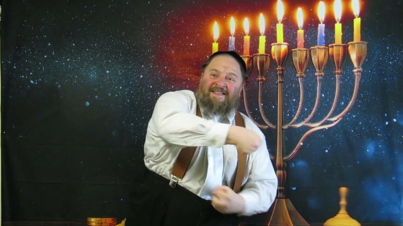 מְנַשֶׁה'ס חֲנֻכָּה מִימִיק * Menashe's Chanukah mimic * מִימִיקַה מִמְנַשֶׁה לְחֲנֻכַּה