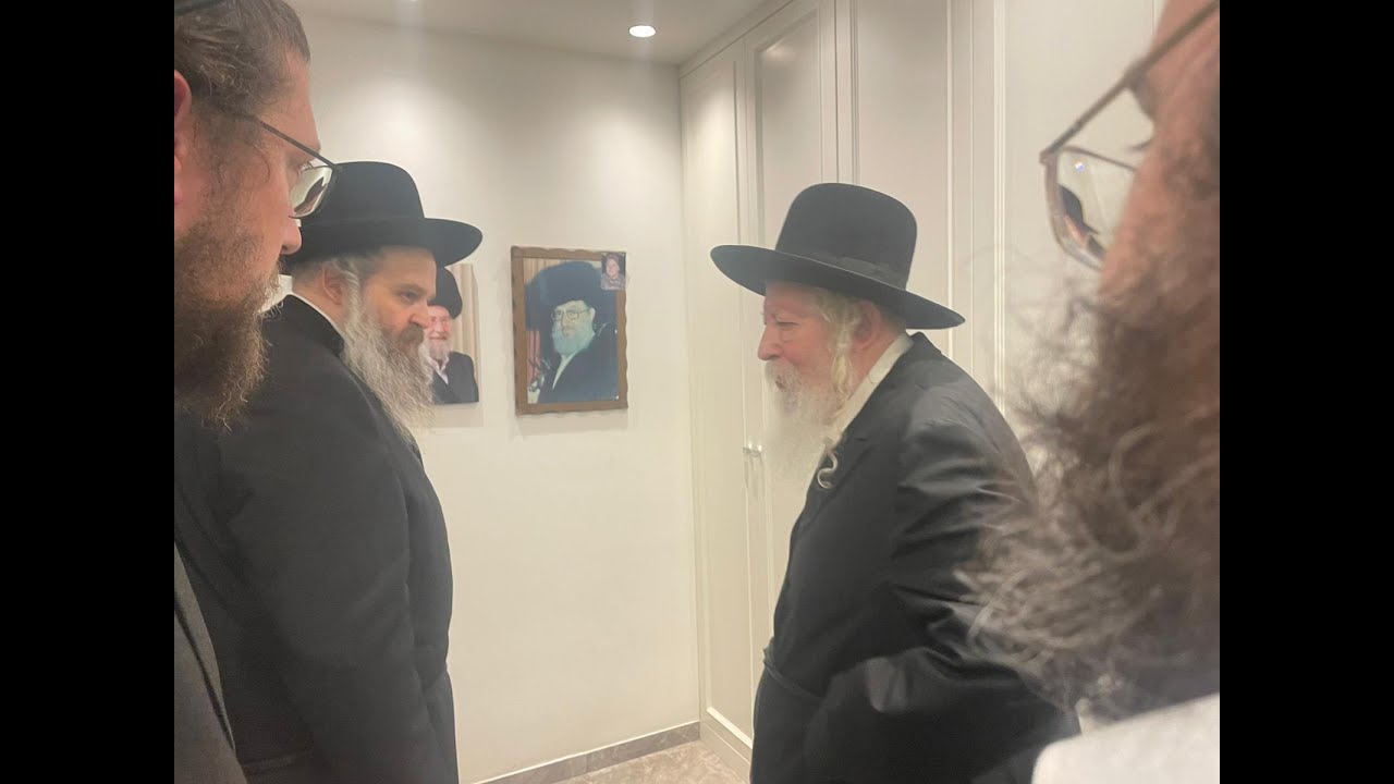 כ״ק אדמו״ר מגור שליט״א איז זיך משתתף ביי די שבע ברכות לכבודו פון דאקטאר סיימונס