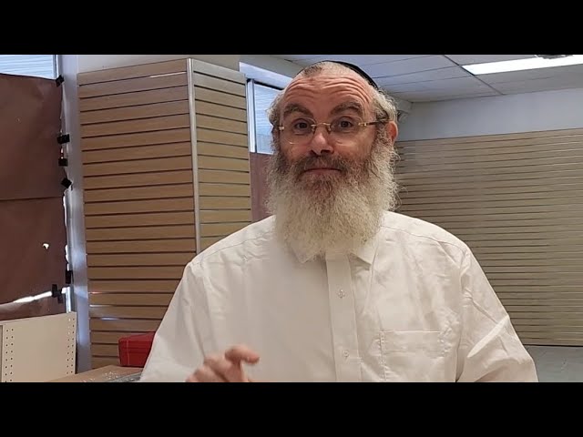 Exciting News! R' Yonesen Schwartz Opens Second Toys 2 Discover Lakewood Location in Jackson