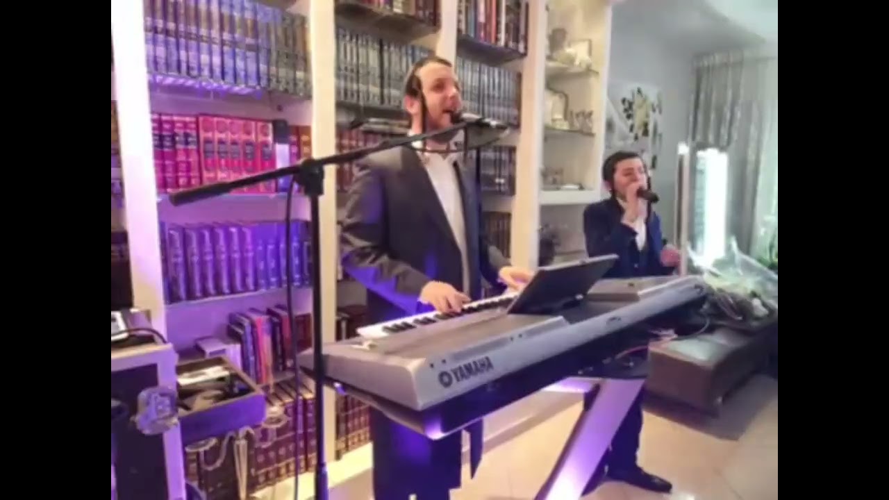 Child Solo Bentzi Kletzkin Doing phenomenal harmonies while signing with zanvil Weinberger