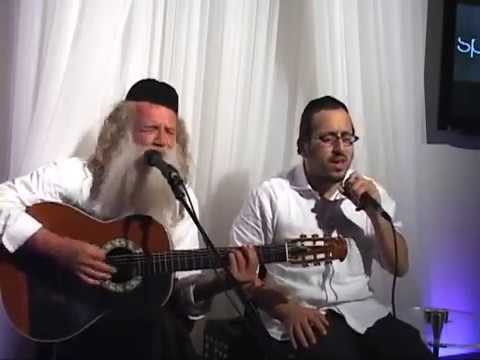 Yitzchak Fuchs & Lipa Schmeltzer   Hinei Yamim | יצחק פוקס & ליפא הנה ימים באים