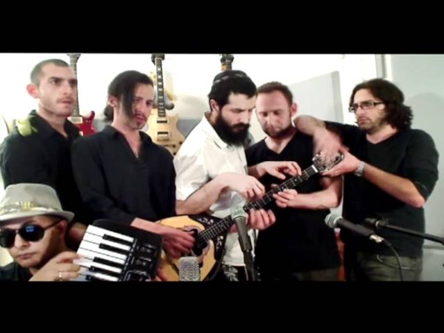 Somebody That I Used to Know- roi lavi & the good guys.