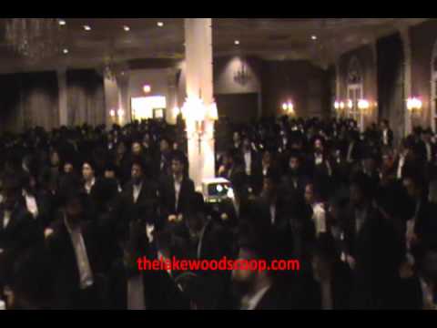 Thousands Attend Rubashkin Event At Lake Terrace