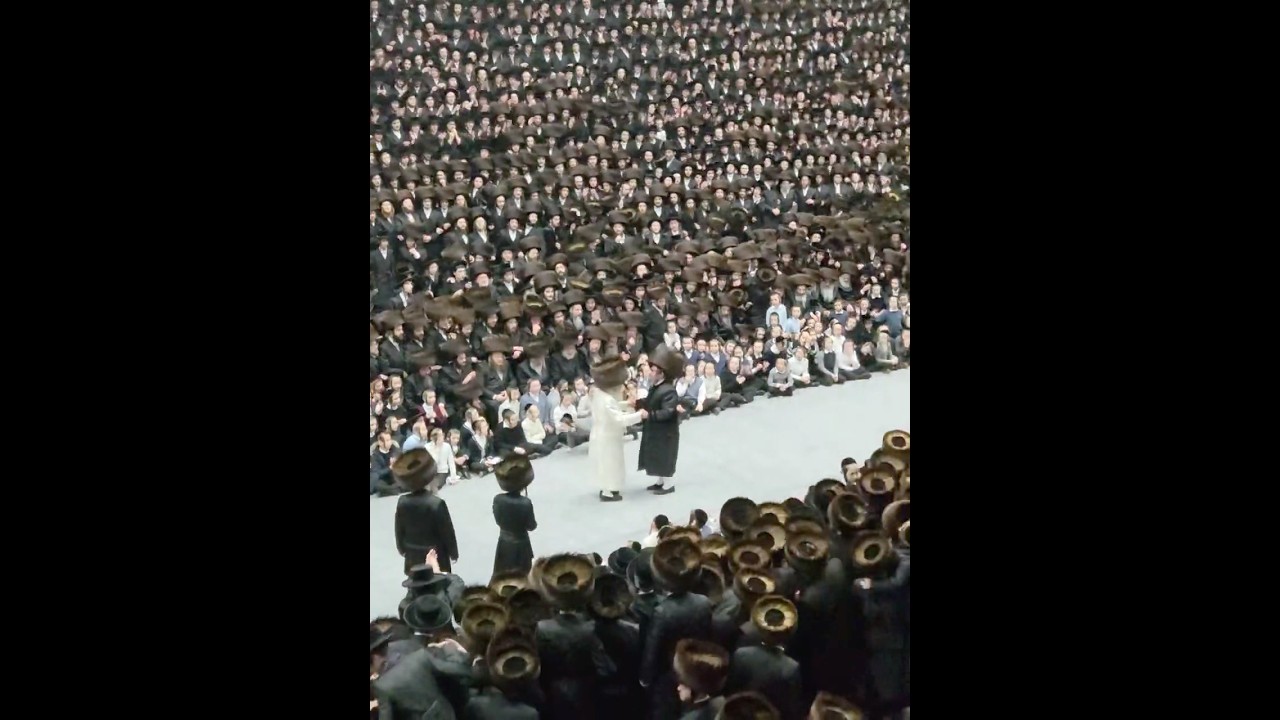 Wedding of Satmar Rebbe’s first great grandchild | חתונת נכד דור רביעי של האדמו״ר מסאטמאר שליט״א