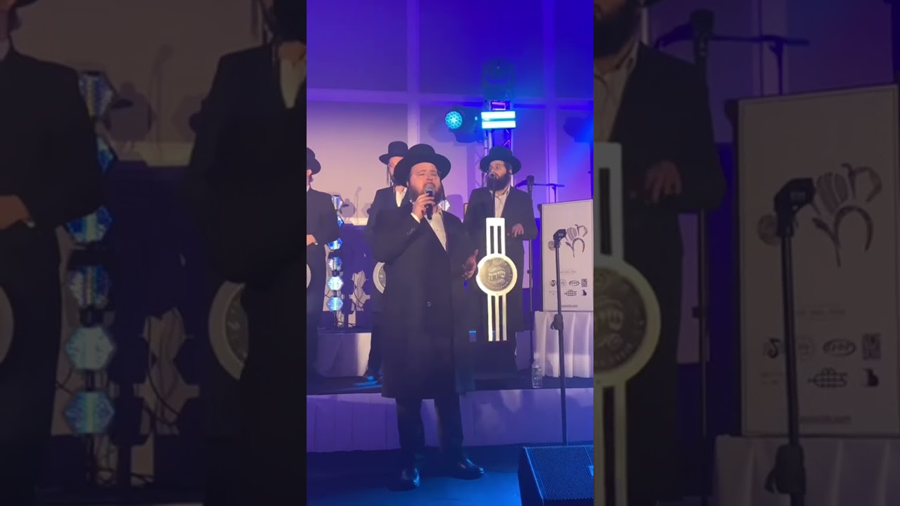 מחתונת בנו של ליפא שמעלצער עם גדול זמר החסידי 003