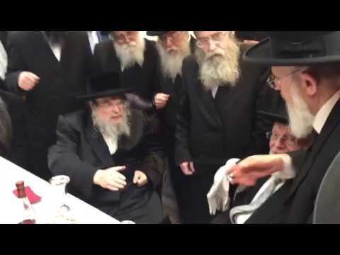 Belzer Rebbe Meets With Rav Ehrentreu In London
