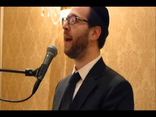 One Man Band and Singer Yossi Greenzweig at Lakewood Wedding