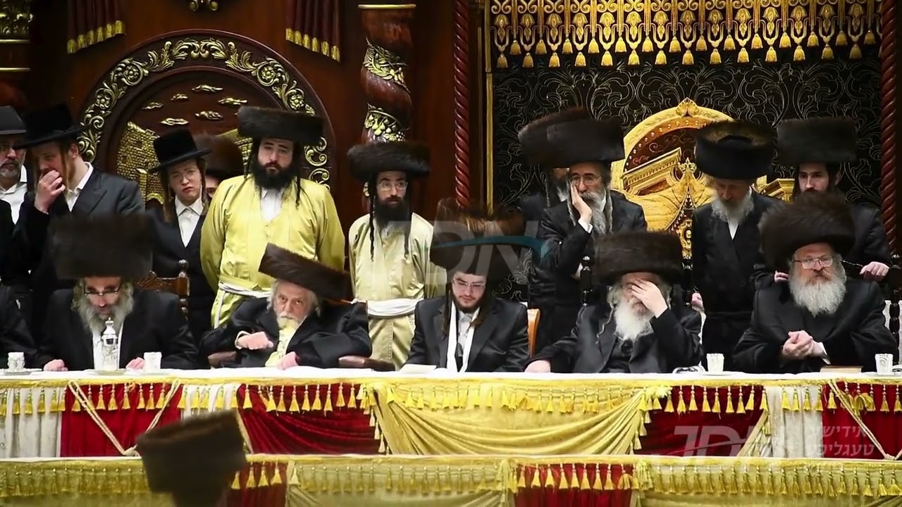 שמחת החתונה בבית דאראג - תולדות אברהם יצחק - ספינקא מאנסי