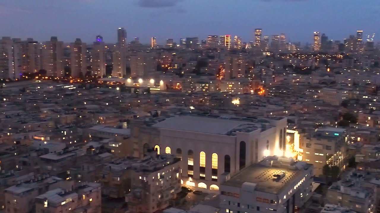 בית המדרש הגדול בקריית ויזניץ בבני ברק | The New Viznitz Shul In Bnei Brak