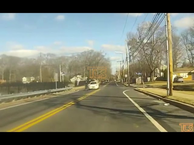 Dashcam biker nearly run over