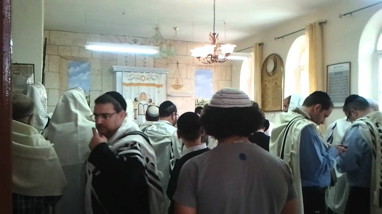 אם הבנים שמחה, הלל קרליבך בבית אהבה ותפילה צפת.