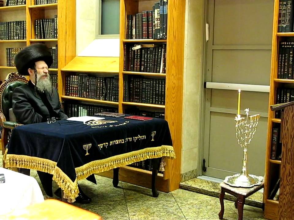 Boreshtener Rebbe Candle Lighting