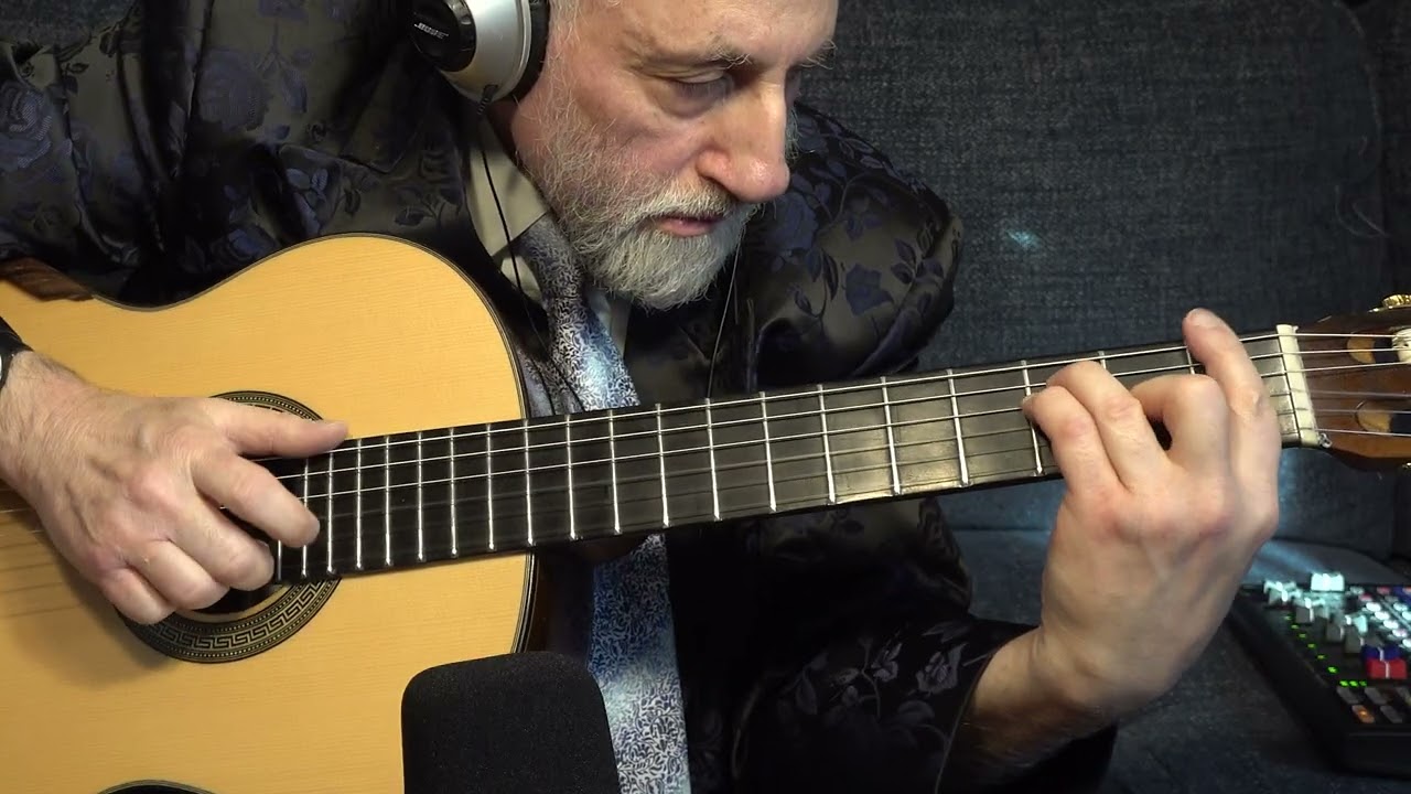 Baruch Keil Elyon Composed by R' Yechezkel, a Modzitz chossid  from Poland. Played by Yaakov Kranz.