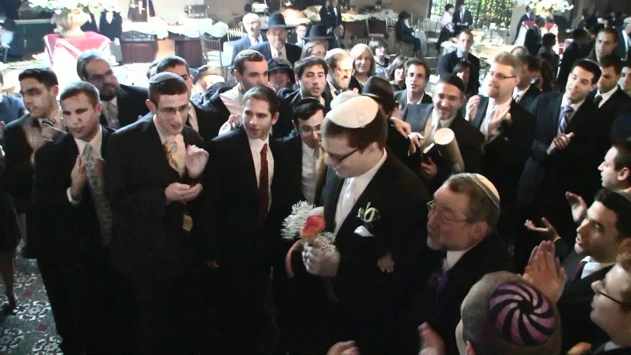 Jewish wedding music band Shir Soul plays The Badekin at The Atrium