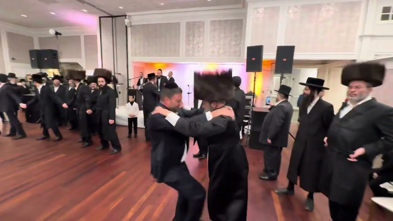 SHMIEL Hersh Miller on the keys & Shea Berko @ Moshe Rigerman
