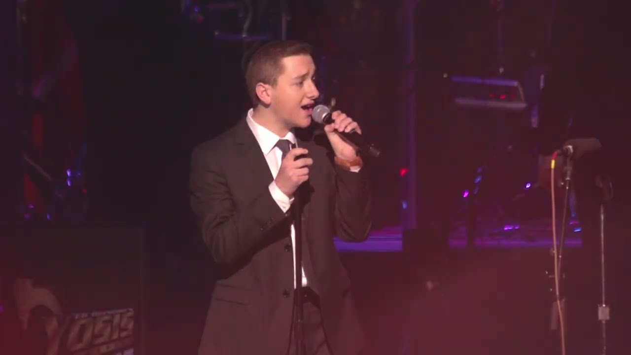 The Yeshiva Boys Choir - "Kol Hashem/Daddy Come Home" LIVE!