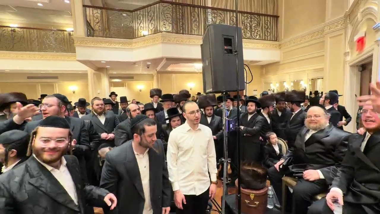 Avrumi Cohn Kalmy SchwartzYitzy weissberg’s wedding