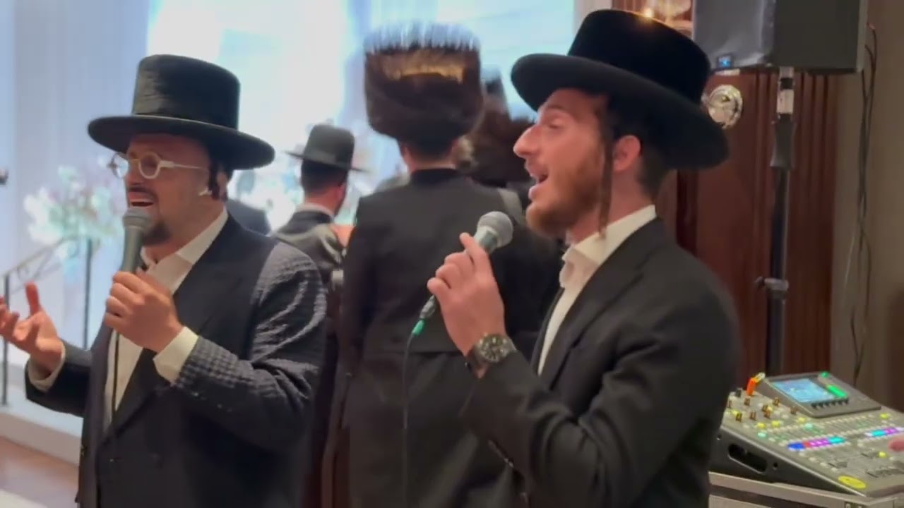 חופה עם ליפא שמעלצער - שולם לעמער והקלידן חזקי שווארץ