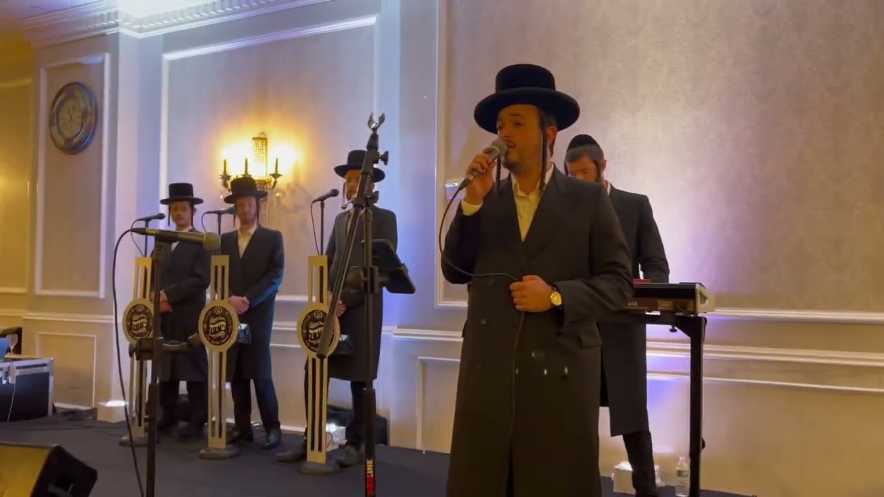 מיילך בראונשטיין עם התזמורת של דודי יעקובי עם מקהלת שירה