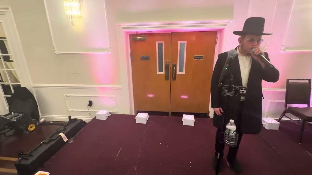 Motty Breier on the keys & Kalmy Schwartz @ Dovid Goldmintzer & Fisher
