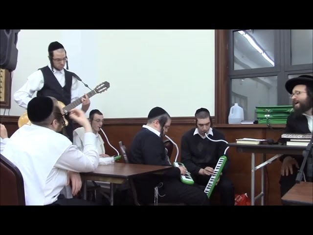 ר יואל ראטה - ב' תולדות תשע''ז - א גלעט אדער א פאטש - R' Yoel Roth