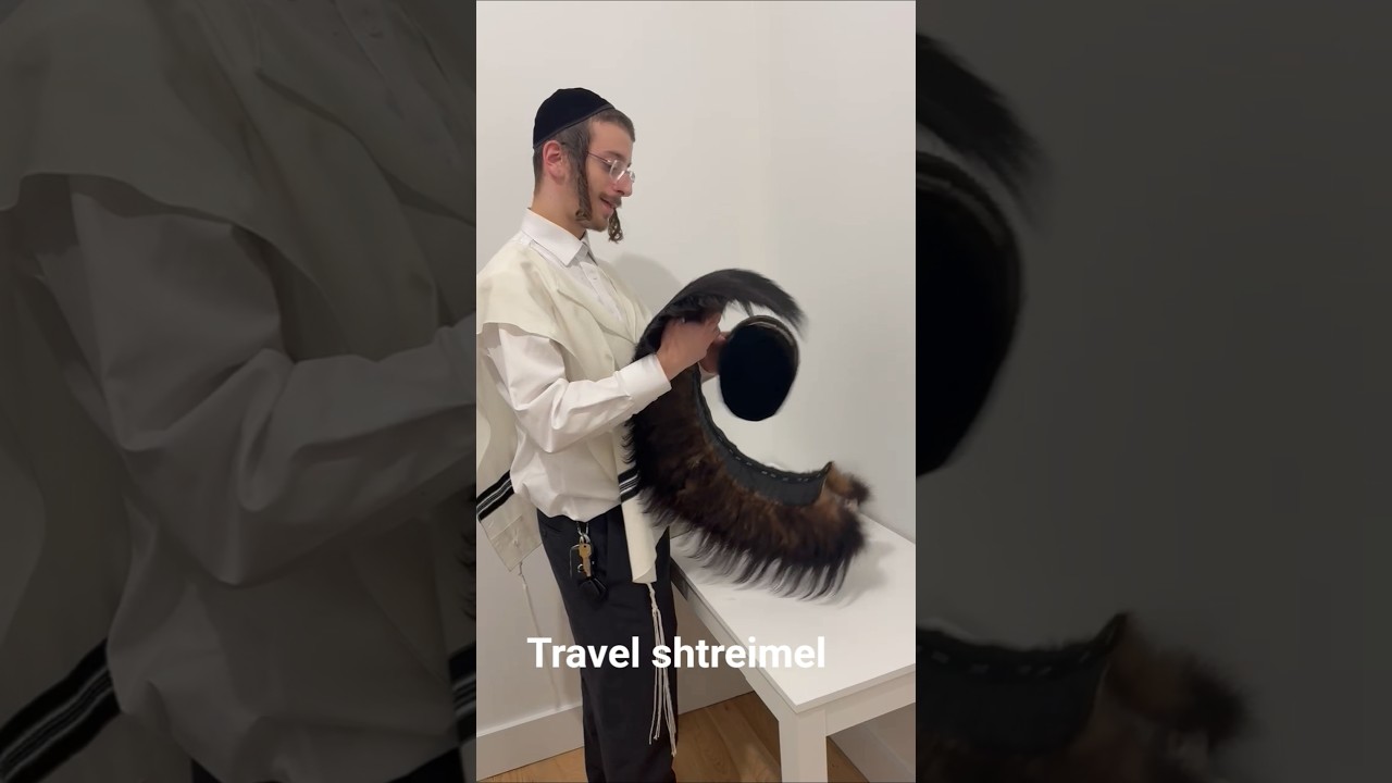 😃This is next level!! Klein’s Shtreimelach is coming out with foldable shtreimelach — check it out!