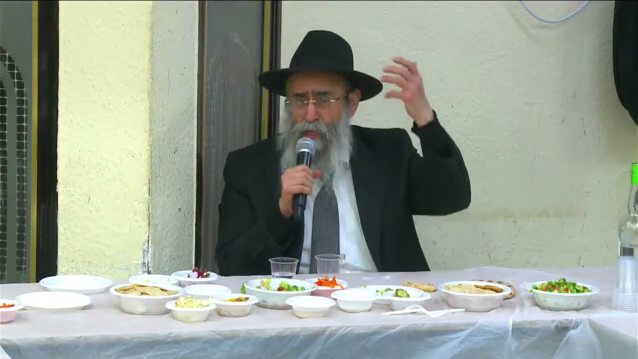 התוועדות זאת חנוכה מנחם מענדל גלוכבסקי והרב מרדכי קסטל שנת תשפ"ו