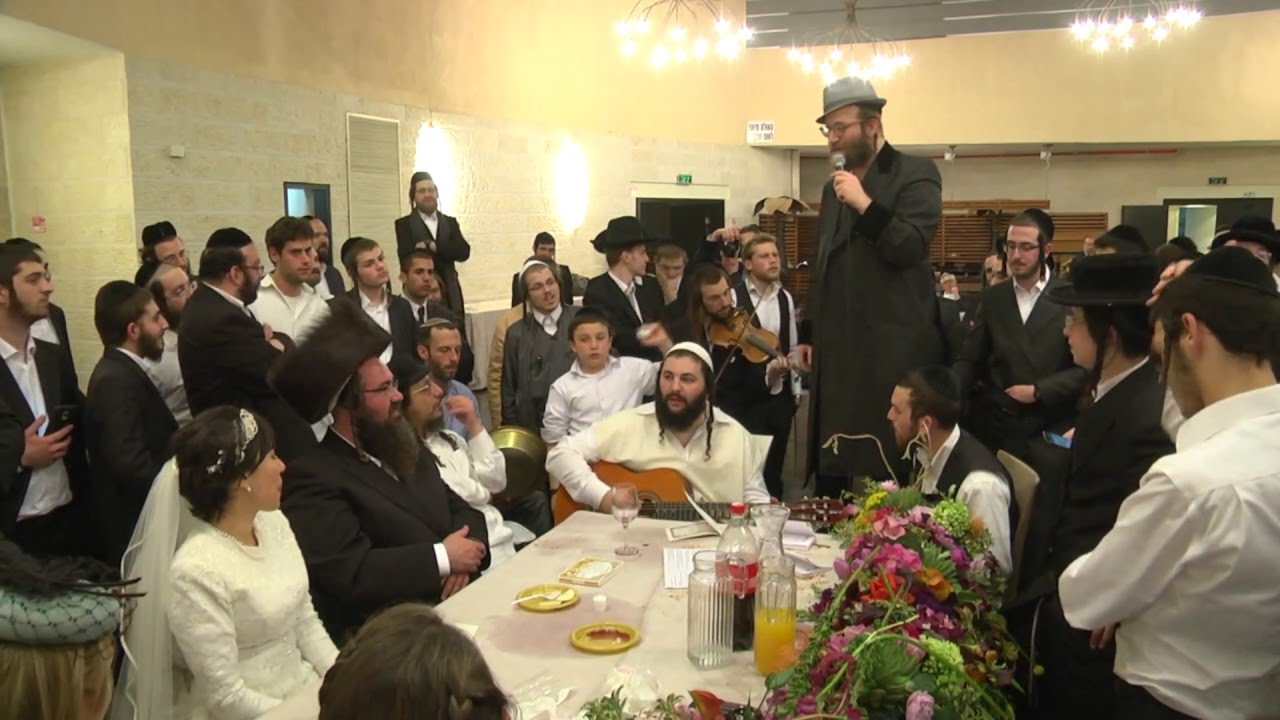 Yoely Lebovits performing @ special wedding in the holy land # יואלי ליבוביץ מופיע בחתונה בארץ ישראל
