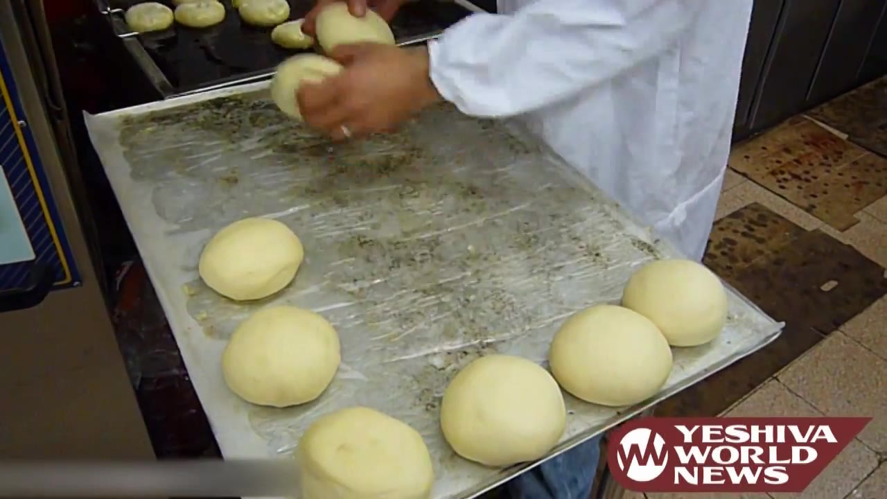 How To Make Sufganiyot - Chanukah Donuts | איך להכין סופגניות לחנוכה