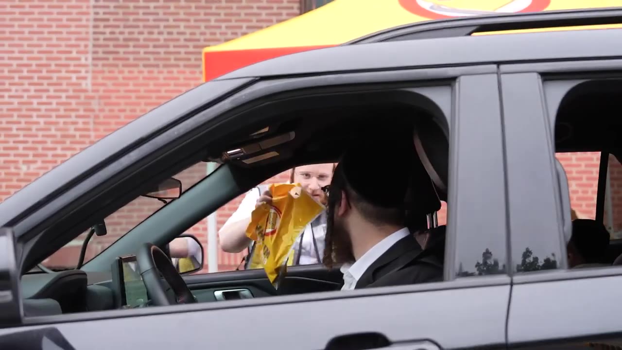 Williamsburg Chavivim Car safety inspection 2025