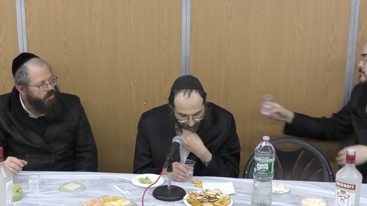 התוועדות שמחת בית השואבה ליל ב' דחול המועד , הרב אברהם מאן שנת תשפ"ה