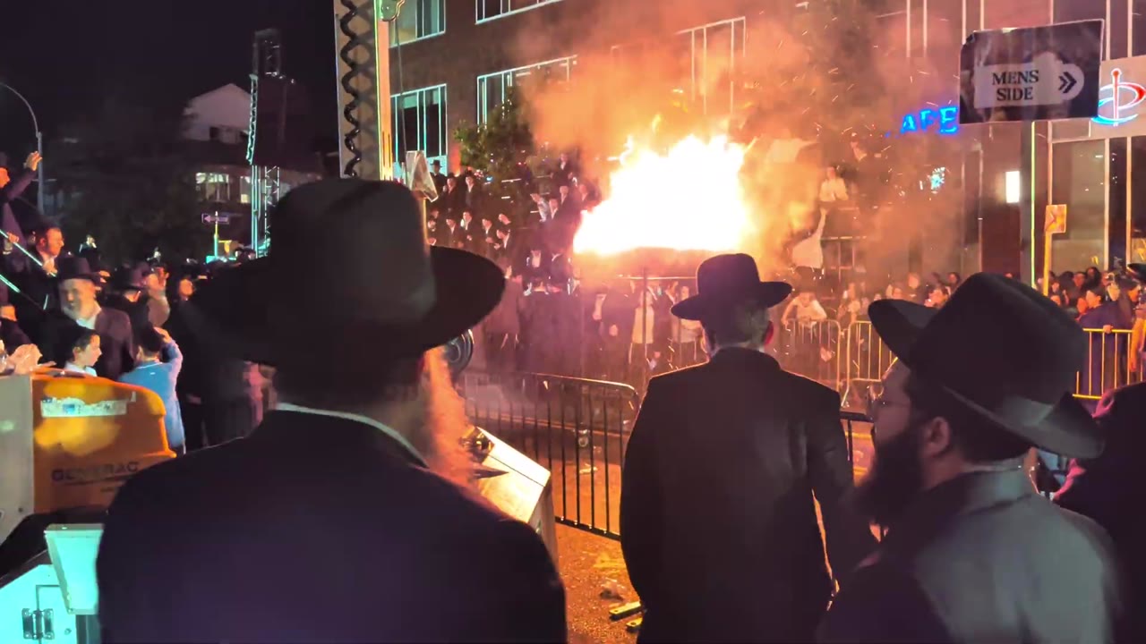 Lag Bomer, 2026, Boro Park, led by the Stolin Chasidim #1 - Rabbi Chaim Dalfin