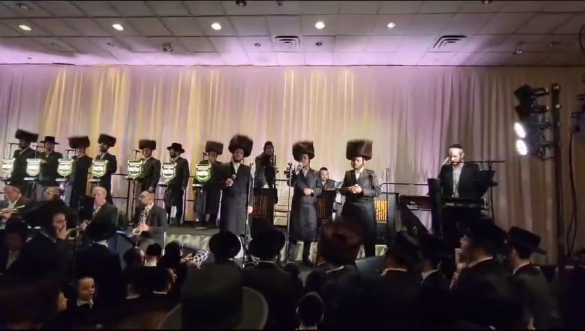 Hershy Langsam Production Zanvil Weinberger Motty ilowitz Meilech Braunstein Malchus Choir