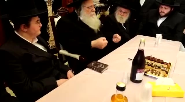 הגאון רבי שאול אלתר שליט"א ר"י פני מנחם ב"לחיים" ליארצייט הנגיד החסיד ר' אפרים מנחם הלוי לאנדא ז"ל