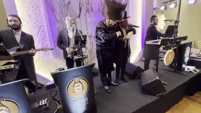 Crazy Energy, Beri Glauber On Keys. Feat Kalmy Schwartz, At Aple & Altman Wedding.