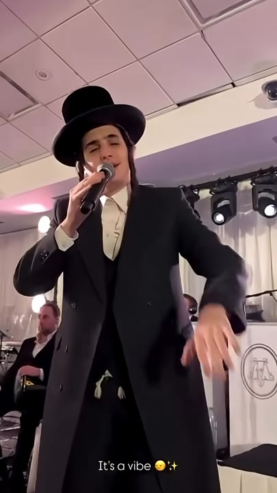 הלהיט החדש שימני כחותם עם הקהל בחתונה בניו ג׳רזי